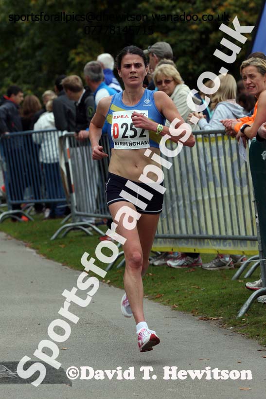 Senior womens 4 stage road relay, English National 6 and 4 Stage Road Relays, Sutton Park, Birmingham. Photo: David T. Hewitson/Sports for All Pics